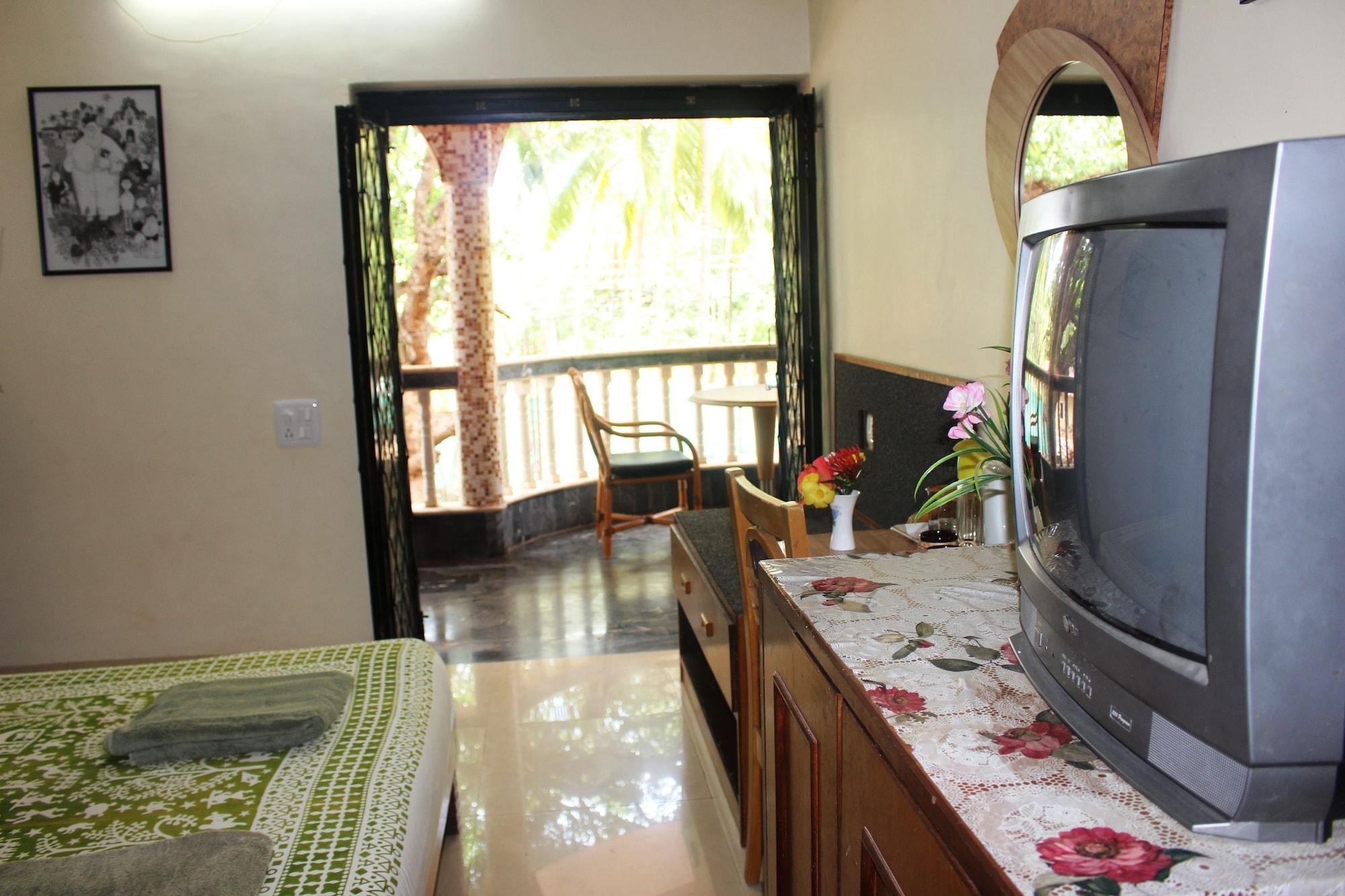 Mama Mids Home Morjim Exterior foto
