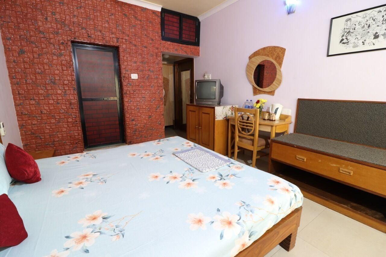 Mama Mids Home Morjim Exterior foto